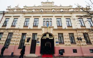 Отель Central Magnat Cinema Черновцы-3