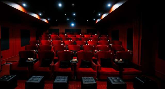 Отель Central Magnat Cinema Черновцы-9